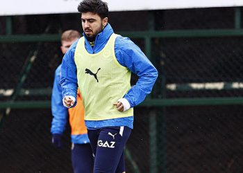 Ozan Tufan Fenerbahçe antrenmanında