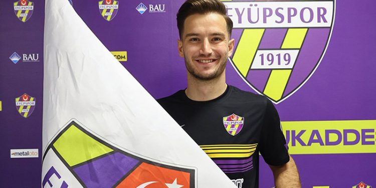 Oğulcan Çağlayan resmen Eyüpspor'da