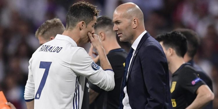 PSG ile görüşen Zinedine Zidane, Cristiano Ronaldo'nun transferini istedi