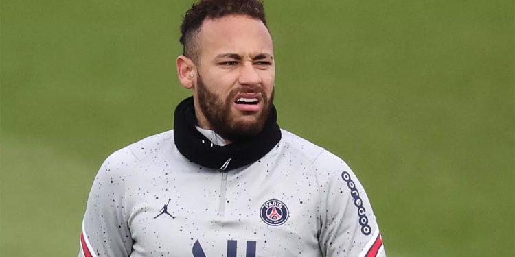 PSG'nin yıldızı Neymar, suç örgütü tarafından dolandırıldı