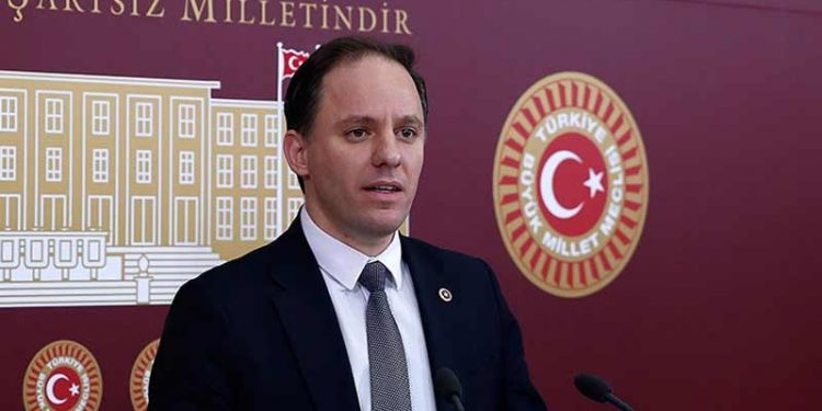 PTT’de kaybolan 2 milyon doları soran CHP’li Yavuzyılmaz: Şimdi de altını buharlaştırmayı başardılar