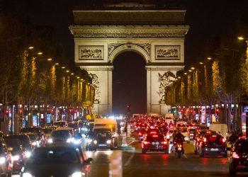 Paris trafiğinde gürültüye karşı ses radarı dönemi başlıyor