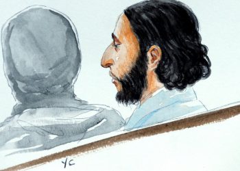 Paris'teki IŞİD saldırılarının hayatta kalan tek zanlısı suçlamaları reddetti