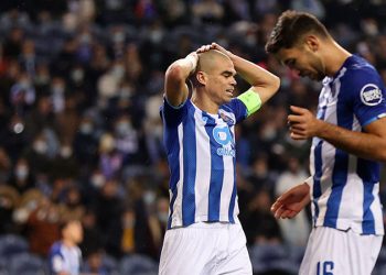 Pepe'nin hakemden saklamaya çalıştığı obje Portekiz gündeminde