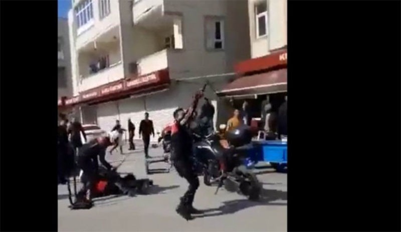 Polis 'Dur' ihtarına uymadığı gerekçesiyle 3 kişiyi darp ettiği iddiası