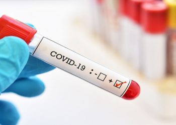 Prof. Dr. Kurugöl: Çocuklardaki belirtiler Omicron'un tehlikeli bir hastalık olduğunu gösteriyor