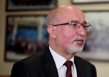 Prof. Dr. Şenol Babuşçu, ‘ekonomik krizin ilk büyük patlaması’ diye duyurdu!