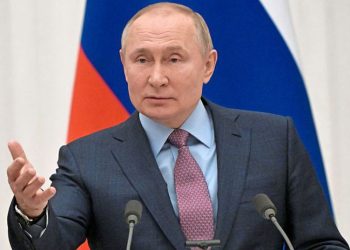 Putin: Somut bir tehditle karşı karşıyayız