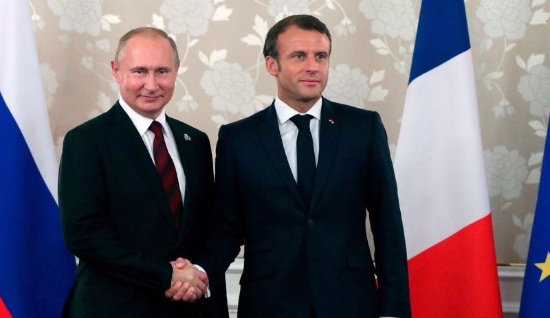 Putin ile Macron Ukrayna’yı ve güvenlik garantilerini görüştü