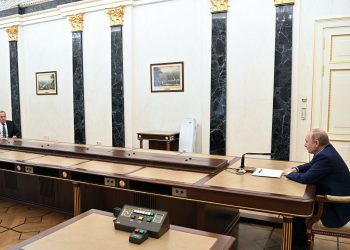 Rusya Dışişleri Bakanı Lavrov’dan Putin’e: Batı ile müzakerelere devam edilmeli