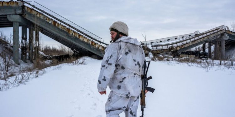 Rusya-Ukrayna gerilimi: ABD Avrupa’daki asker sayısını artırıyor