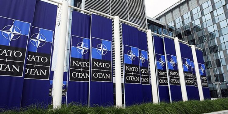 Rusya'nın Ukrayna'ya girmesinden sonra Letonya, NATO'nun 4. maddesi kapsamında istişareler yapılması çağrısında bulundu