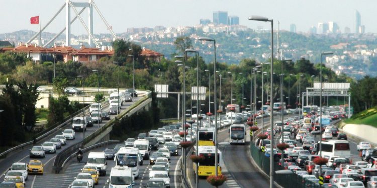 Saatleri trafikte geçiyor: Dünyada trafiğin en yoğun olduğu şehirler hangileri?