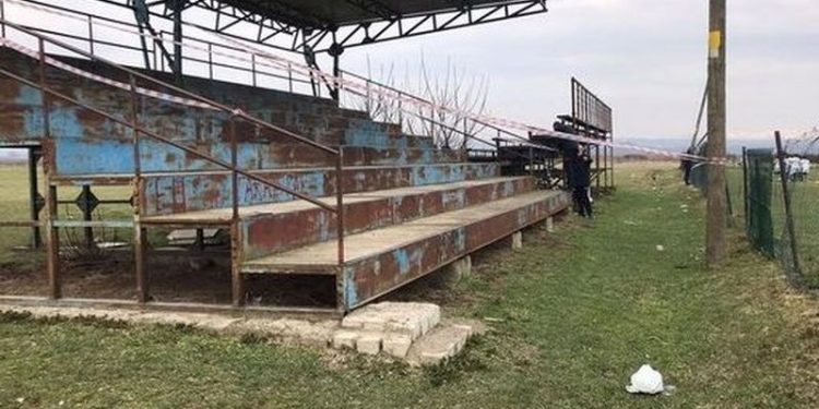 Sakarya’da tribün çöktü: 3 çocuk yaralı