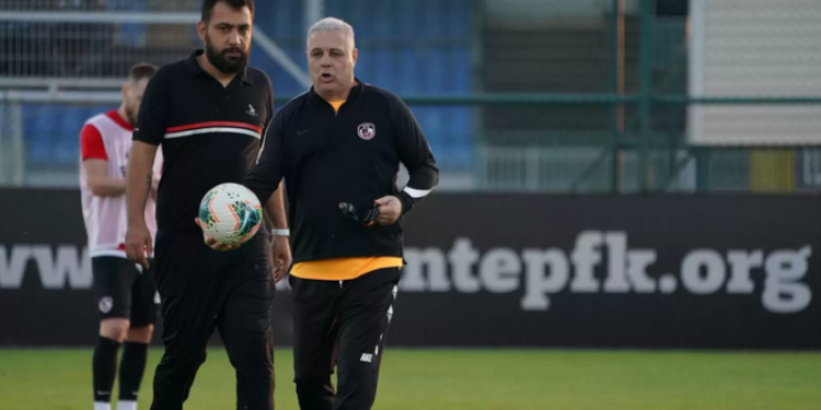 Sumudica'nın eski tercümanı Erdoğmuş: İsterseniz ispat da edebilirim; Sumudica futbolcularına cinsel ve sözlü tacizde bulunuyordu