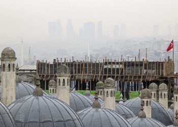 Süleymaniye Camii’nin önünü kapatan inşaatın sahibi Bilal Erdoğan çıktı