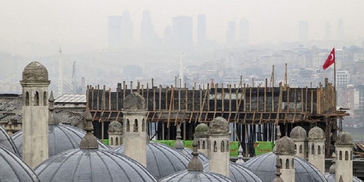 Süleymaniye Camii’nin önünü kapatan inşaatın sahibi Bilal Erdoğan çıktı