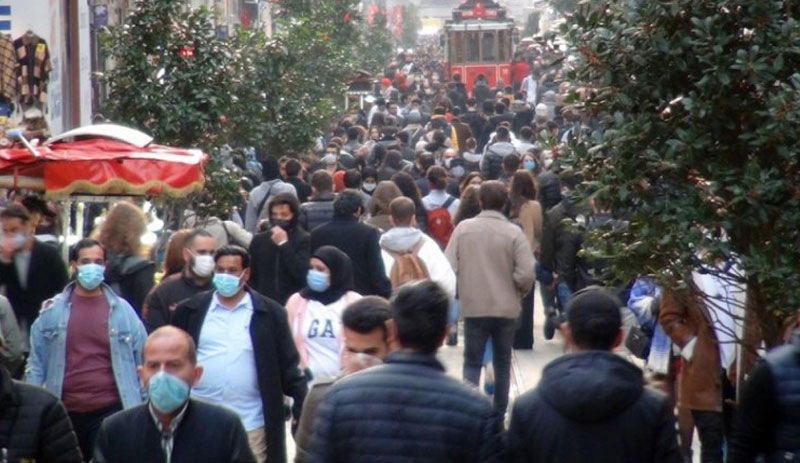 Türkiye'de günlük vaka sayısı 100 bini aştı