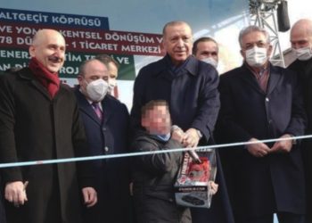 Trabzon mitingindeki çocuğun af istediği babanın avukatı AKP'li vekil çıktı