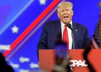 Trump: Sorunumuz Putin'in zeki olması değil, kendi liderlerimizin aptal olması