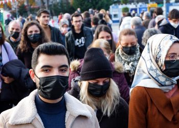 TÜİK’e göre Türkiye’de insanlar mutlu, kadınlar daha mutlu