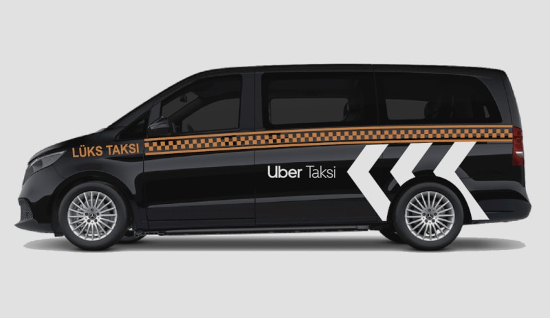 UBER, 'lüks' siyah taksi ile yeniden İstanbul'da hizmet verecek