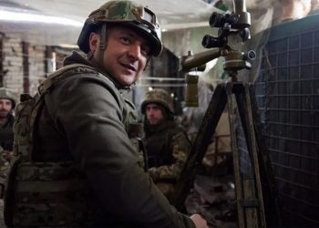 Ukrayna Başkanı Zelenski, çatışma bölgesinde