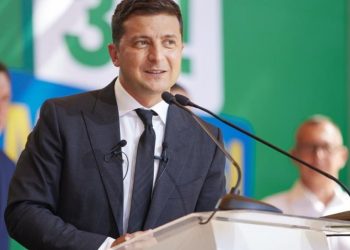 Ukrayna Devlet Başkanı Zelenski: Düşmanlarımızın en iyi dostu ülkemizdeki paniktir