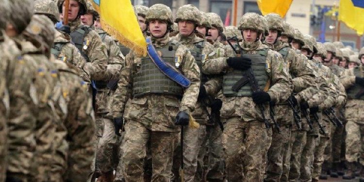 Ukrayna’da 30 gün süreyle OHAL ilan edildi