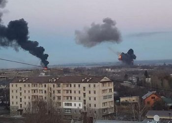Ukrayna’daki Türkiyeli öğrenciler: Silahlı sivil kişiler bize silah vermeye çalıştı