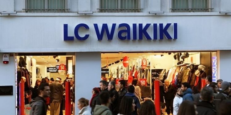 Waikiki ikinci el satışa başladı, fiyatlar tepki çekti