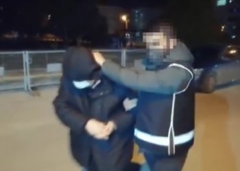 Yandaş medya, evinde bekleyen eski emniyet müdürünü ‘firari’ ilan etti