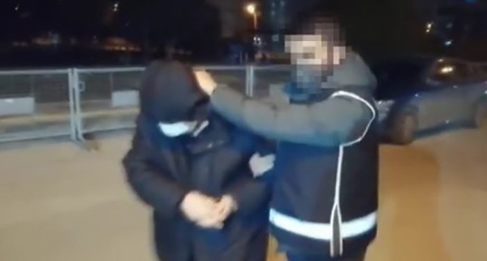 Yandaş medya, evinde bekleyen eski emniyet müdürünü ‘firari’ ilan etti