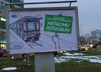 Yatırım programına alınmayan metro hattı için afişli tepki: Metroma engel olma