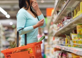 Yeniçağ yazarı Zelyut: Nisanda gıda fiyatlarının çıldırdığını göreceğiz