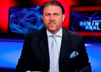 Yiğit Bulut ‘Geççek’teki ‘büyük filmi’ gördü: V for Vendetta klibinin aynısı