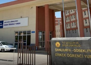 Yurtta kalan hemşirelik öğrencisi yaşamına son verdi