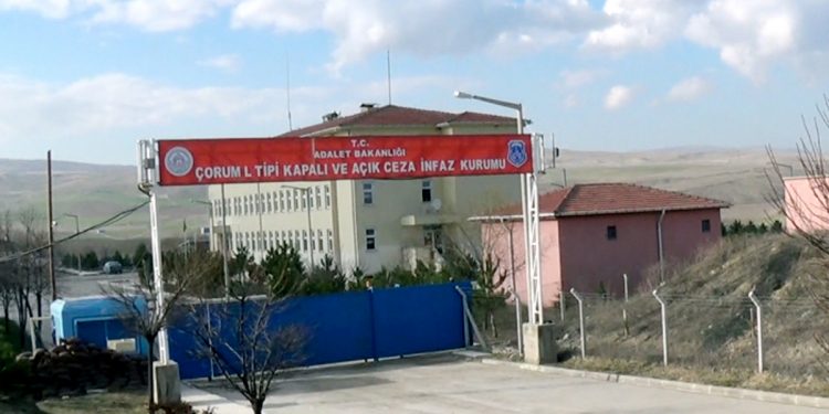 Çorum Cezaevi’nde rezalet; kadınların koğuşunu erkek gardiyanlar aradı