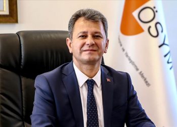 ÖSYM son 3 yılda adaylardan 2,1 milyar lira sınav ücreti tahsil etti