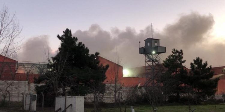Ümraniye Cezaevi’nde çıkan yangından 21 kişi etkilendi