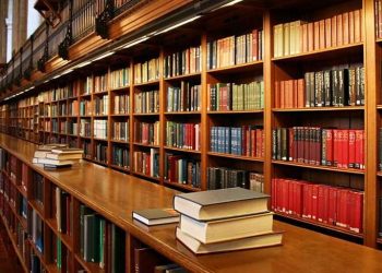 Üniversitelerin durumu: Bir öğrenciye sadece sekiz kitap düşüyor