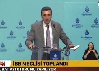 İBB Meclisi'nde 'Kanal İstanbul' gerginliği: Vatandaşın evine, arsasına çökmenize izin vermeyeceğiz