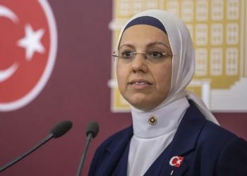 İBB'den 2 milyon 92 bin lira burs alan Kavakçı, Meclis'te bir önerge bile vermemiş