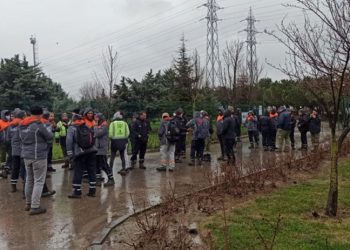 İBB’de çalışan işçilerden iş durdurma eylemi