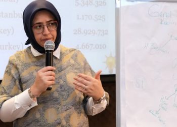 İBB’den AKP İstanbul Kadın Kolları Başkanı’na ‘burs’ adı altında 2 milyon TL ödenmiş
