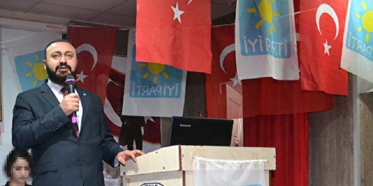 İYİ Parti İlçe Başkanı ‘Erdoğan’a hakaret’ten tutuklandı