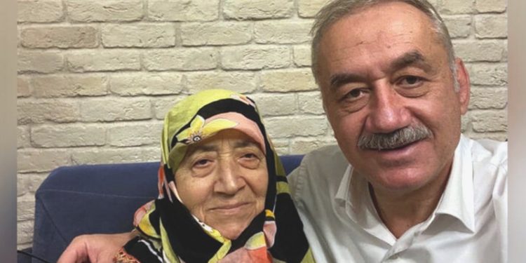 İYİ Parti'li Tatlıoğlu'nun annesi vefat etti