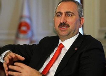 İddia: Gül, 'Uğur Dündar neden tutuklanmadı' eleştirisi sonrası istifa etti