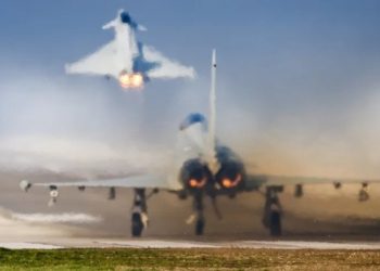 İddia: İngiliz jetleri Rus bombardıman uçaklarını uzaklaştırdı
