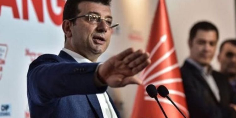 İmamoğlu'ndan Çataklı'ya yanıt: O liyakatsiz şahsiyet bakan yardımcılığını yapsın